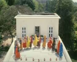 The garden is subject to various film shooting. For an instance, you have seen the song The garden is subject to various film shooting. For an instance, you have seen the song